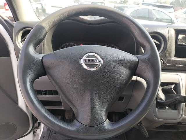 Nissan Urvan
