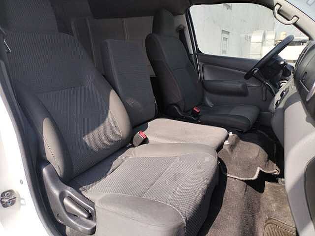 Nissan Urvan