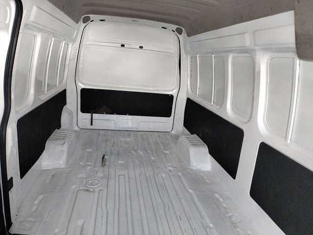 Nissan Urvan