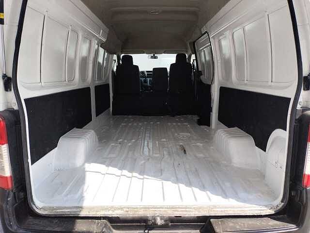 Nissan Urvan