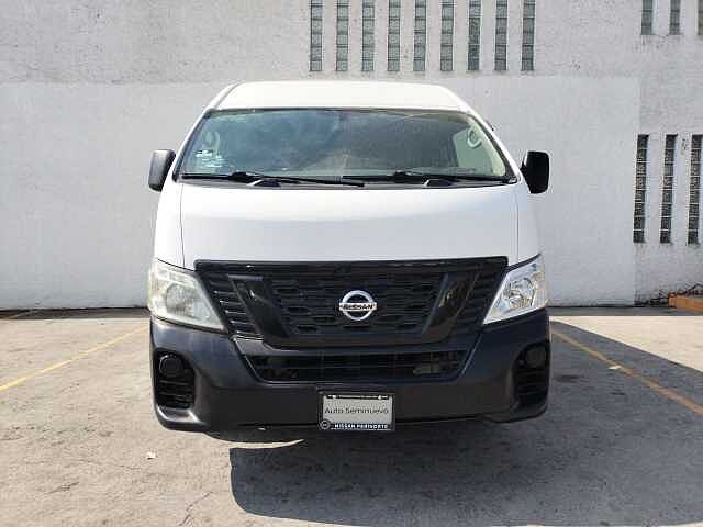 Nissan Urvan