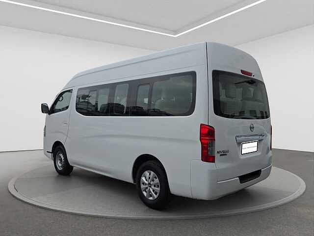 Nissan Urvan