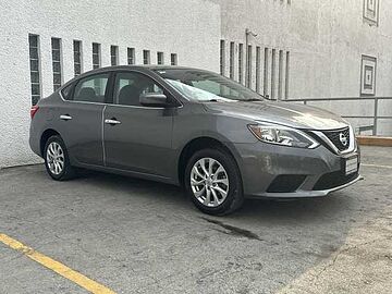 Nissan Sentra  Gris