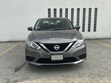 Nissan Sentra  Gris