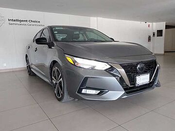Nissan Sentra  Gris