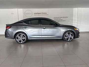 Nissan Sentra  Gris