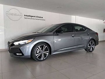 Nissan Sentra  Gris