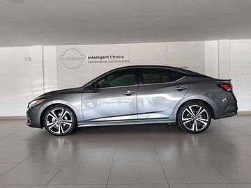 Nissan Sentra  Gris