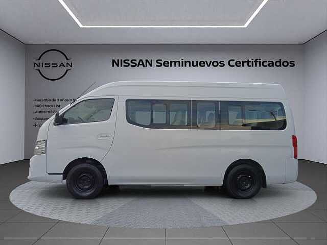 Nissan Urvan