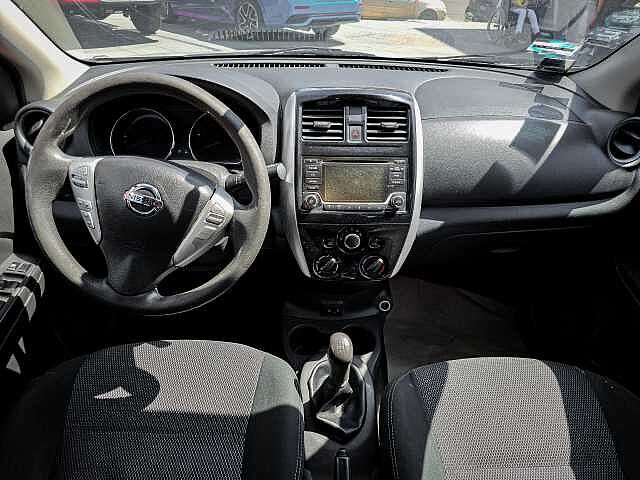 Nissan Versa