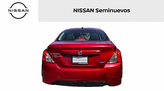 Nissan Versa